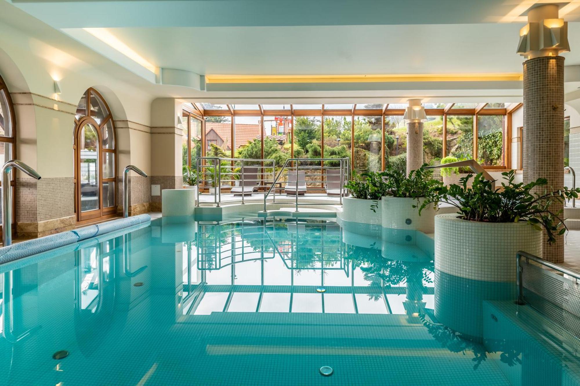 Vital&Spa Resort Szarotka Zieleniec  Buitenkant foto